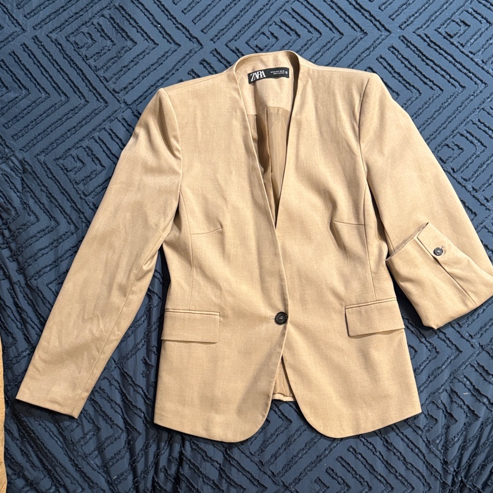 Zara Beige Single-Button Blazer